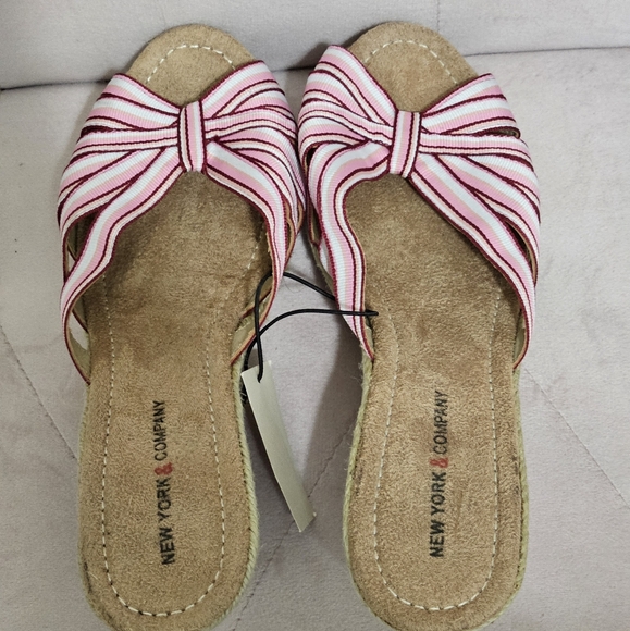 New York & Company Pink and White Striped Espadrille Sandals nwt 7 - Picture 1 of 9
